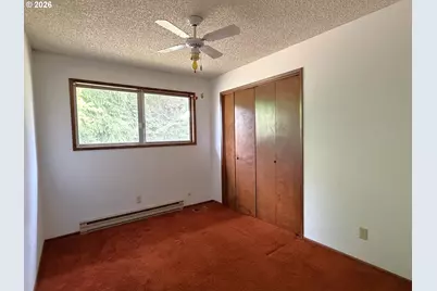 10082 Lone Pine Ln, Myrtle Point, OR 97458 - Photo 23