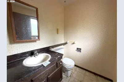 10082 Lone Pine Ln, Myrtle Point, OR 97458 - Photo 21