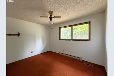10082 Lone Pine Ln, Myrtle Point, OR 97458 - Photo 25