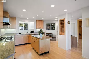 2683 Cresta De Ruta St, Eugene, OR 97403 - Photo 15