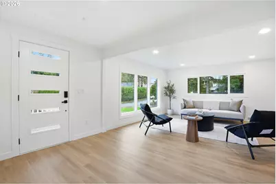 14123 SE Upper Aldercrest Dr, Milwaukie, OR 97267 - Photo 3