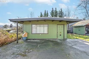 1993 Linnell Ave, Roseburg, OR 97471 - Photo 31