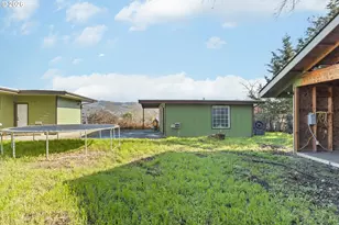1993 Linnell Ave, Roseburg, OR 97471 - Photo 27