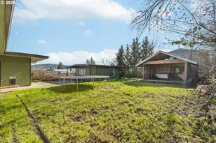 1993 Linnell Ave, Roseburg, OR 97471 - Photo 23