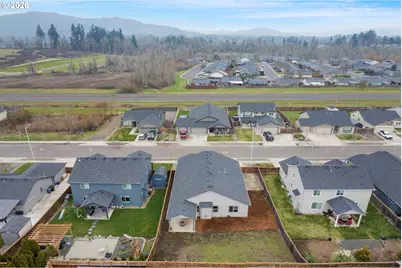 1981 S 59th St, Springfield, OR 97478 - Photo 37