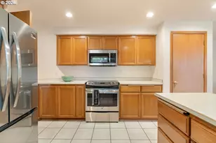 12295 SW Anton Dr, Portland, OR 97223 - Photo 15