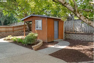 12295 SW Anton Dr, Portland, OR 97223 - Photo 37