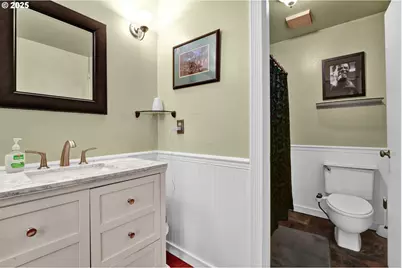 7025 Glacier Dr, Springfield, OR 97478 - Photo 23