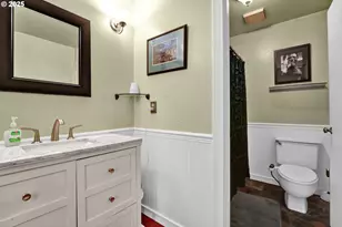 7025 Glacier Dr, Springfield, OR 97478 - Photo 23