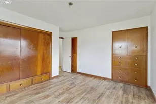 11272 NE Knott St, Portland, OR 97220 - Photo 25