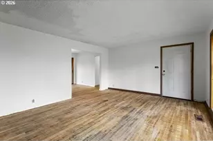 11272 NE Knott St, Portland, OR 97220 - Photo 3