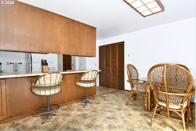 722 NE 197th Ave, Portland, OR 97230 - Photo 13