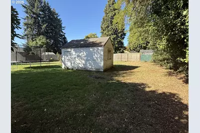 869 E St, Washougal, WA 98671 - Photo 5