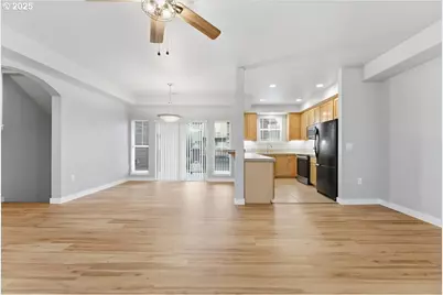 10835 SW Huntington Ave, Portland, OR 97223 - Photo 11