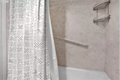 126 Treehill Loop, Eugene, OR 97405 - Photo 17