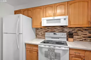 126 Treehill Loop, Eugene, OR 97401 - Photo 13