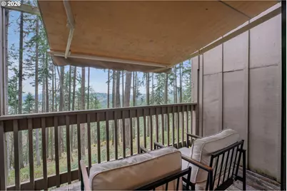 126 Treehill Loop, Eugene, OR 97405 - Photo 9