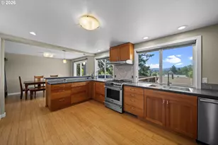 17333 SE Colina Vista Ave, Milwaukie, OR 97267 - Photo 9