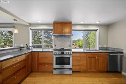 17333 SE Colina Vista Ave, Milwaukie, OR 97267 - Photo 13