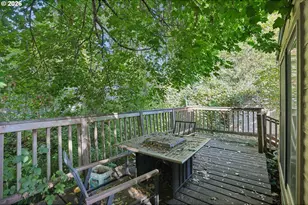 8039 SE Monterey Ave, Milwaukie, OR 97222 - Photo 19