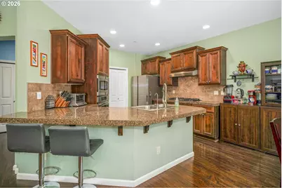 8156 SW 174th Ter, Beaverton, OR 97007 - Photo 9