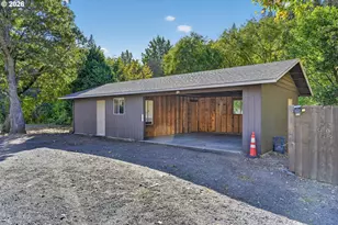 585 Carroll Rd, Mosier, OR 97040 - Photo 31