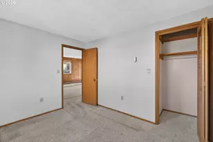 585 Carroll Rd, Mosier, OR 97040 - Photo 15