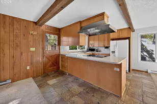 585 Carroll Rd, Mosier, OR 97040 - Photo 9
