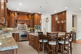 5716 SW Hamilton St, Portland, OR 97221 - Photo 9