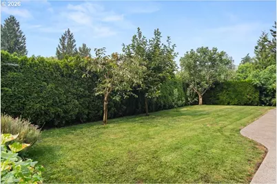 5716 SW Hamilton St, Portland, OR 97221 - Photo 41