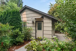 5716 SW Hamilton St, Portland, OR 97221 - Photo 35