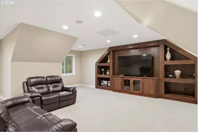 5716 SW Hamilton St, Portland, OR 97221 - Photo 27