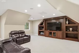 5716 SW Hamilton St, Portland, OR 97221 - Photo 27