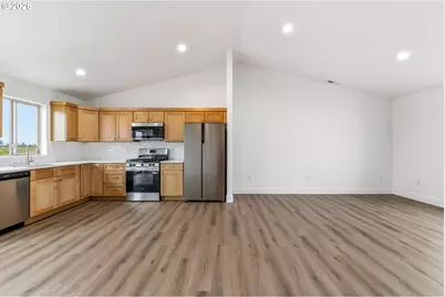 145 SW Eagle Dr, Boardman, OR 97818 - Photo 7