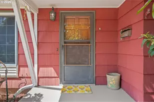 880 Hughes St, Eugene, OR 97402 - Photo 3