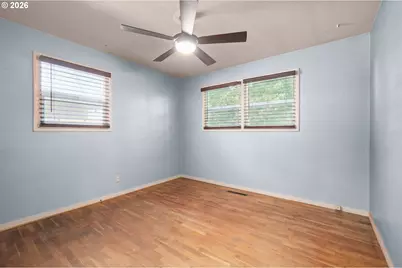 880 Hughes St, Eugene, OR 97402 - Photo 25