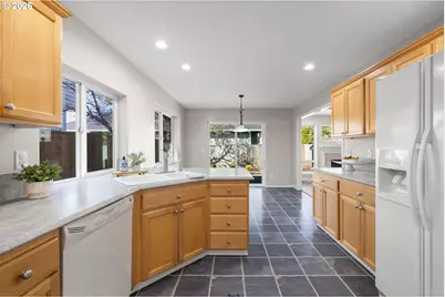 1295 NE Setting Sun Dr, Hillsboro, OR 97124 - Photo 37