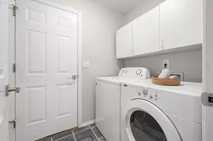 1295 NE Setting Sun Dr, Hillsboro, OR 97124 - Photo 39