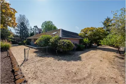 2890 NW Angelica Dr, Corvallis, OR 97330 - Photo 39
