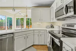 17858 SW Richard Ct, Beaverton, OR 97007 - Photo 9