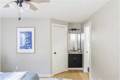 5110 NE Emerson Ct, Portland, OR 97218 - Photo 21