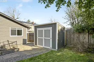 5110 NE Emerson Ct, Portland, OR 97218 - Photo 35