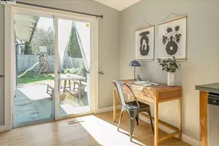 5110 NE Emerson Ct, Portland, OR 97218 - Photo 17