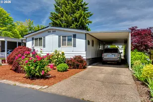 1400 Candlelight Dr, Eugene, OR 97402 - Photo 3
