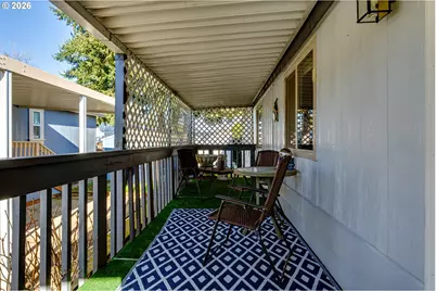 1400 Candlelight Dr, Eugene, OR 97402 - Photo 31