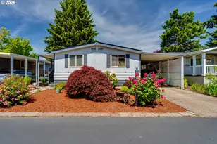 1400 Candlelight Dr, Eugene, OR 97402 - Photo 1