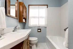 1115 NE Galloway St, McMinnville, OR 97128 - Photo 11