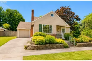 255 W Fairfield St, Gladstone, OR 97027 - Photo 1