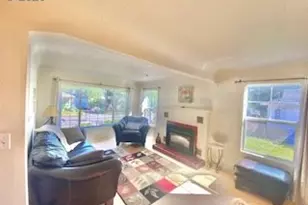 255 W Fairfield St, Gladstone, OR 97027 - Photo 5