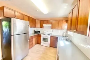 255 W Fairfield St, Gladstone, OR 97027 - Photo 7